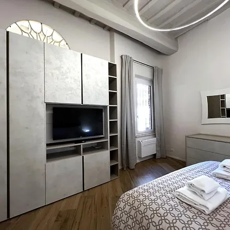 Sulla Via Del Sole Apartment Siena Exterior photo