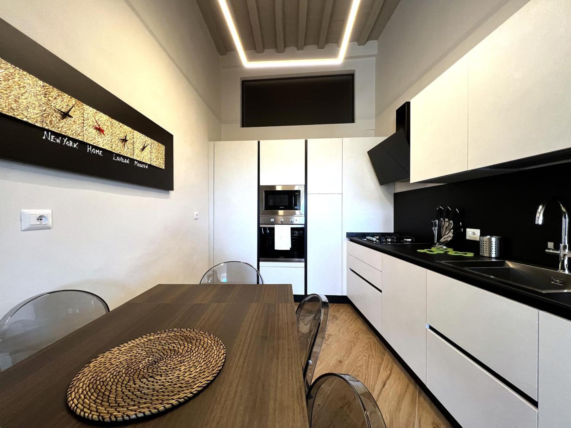 Apartment Sulla Via Del Sole *